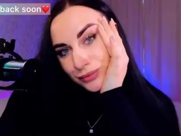 YURIEVNA13  live sex cam