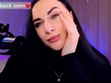 YURIEVNA13  live sex cam