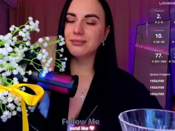 YURIEVNA13  live sex cam