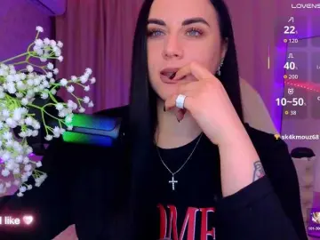 YURIEVNA13  live sex cam