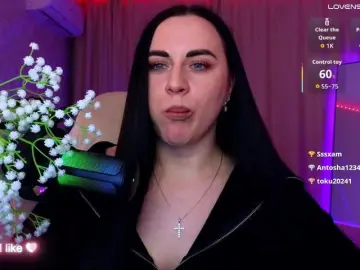 YURIEVNA13  live sex cam