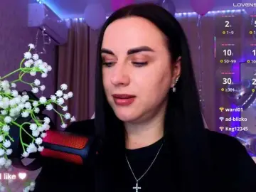 YURIEVNA13  live sex cam