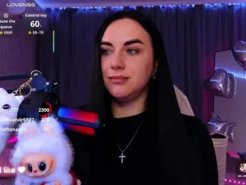 YURIEVNA13  live sex cam