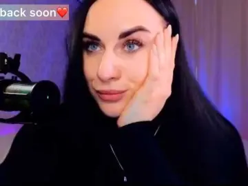 YURIEVNA13  live sex cam