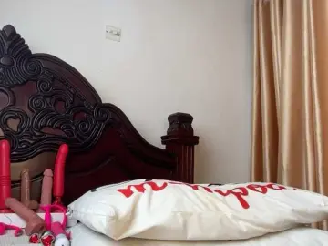 Audreyhotpie  live sex cam