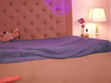 ChloeObril  live sex cam