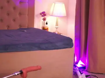 ChloeObril  live sex cam