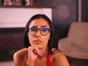 ChloeObril  live sex cam