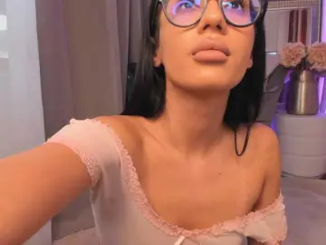 ChloeObril  live sex cam