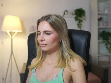 Catecrago  live sex cam