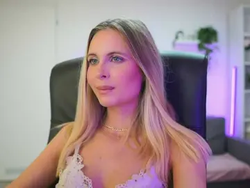 Catecrago  live sex cam