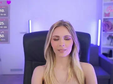 Catecrago  live sex cam