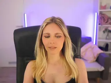 Catecrago  live sex cam