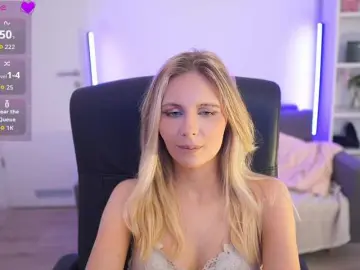 Catecrago  live sex cam