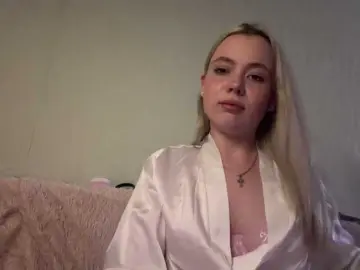 Myfavoriteroom  live sex cam