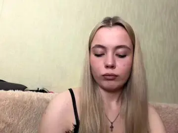 Myfavoriteroom  live sex cam