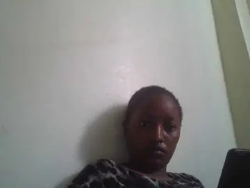 Bahati  live sex cam