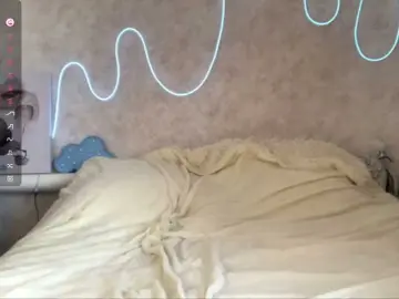 KimikoChandronnait  live sex cam