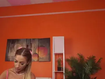 LovingBlondie  live sex cam