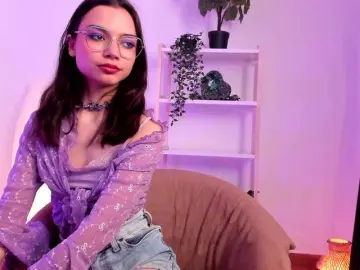 Pugovka-Squirter  live sex cam