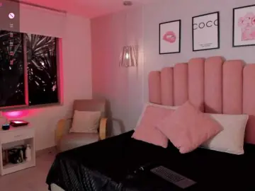 Violetta-Hills  live sex cam