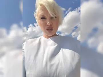 Smeh-i-greh  live sex cam