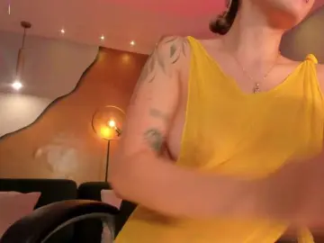 EveBenson  live sex cam