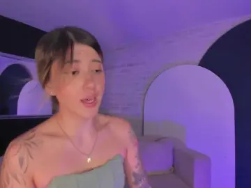 EveBenson  live sex cam