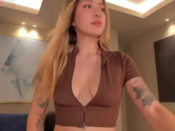 EveBenson  live sex cam