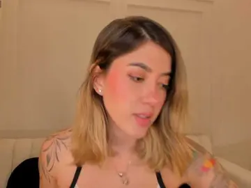EveBenson  live sex cam