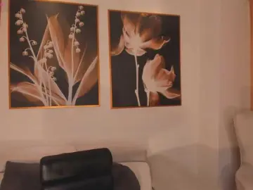 EveBenson  live sex cam