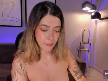 EveBenson  live sex cam