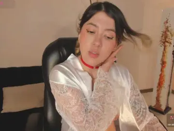 EveBenson  live sex cam