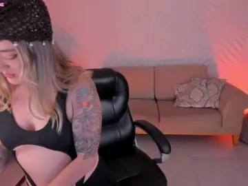 EveBenson  live sex cam