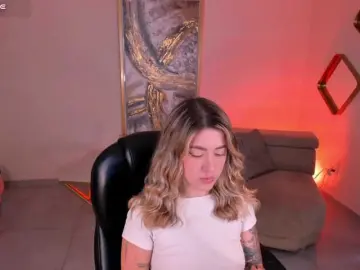 EveBenson  live sex cam