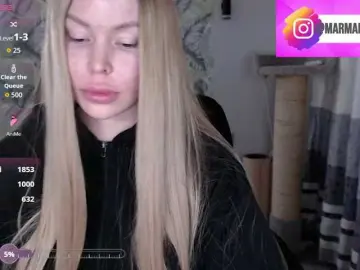 Foxymoxy19  live sex cam