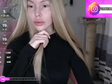 Foxymoxy19  live sex cam