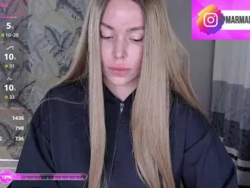 Foxymoxy19  live sex cam