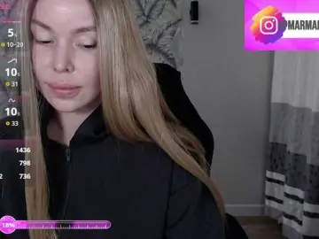 Foxymoxy19  live sex cam