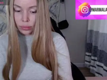 Foxymoxy19  live sex cam