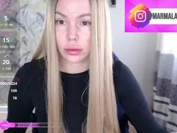 Foxymoxy19  live sex cam