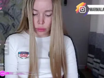 Foxymoxy19  live sex cam