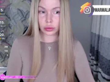 Foxymoxy19  live sex cam