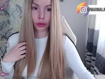 Foxymoxy19  live sex cam