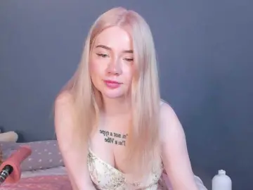 LillieBerry  live sex cam