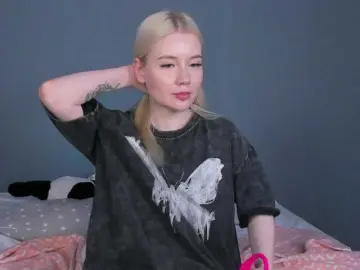 LillieBerry  live sex cam