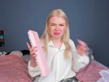 LillieBerry  live sex cam