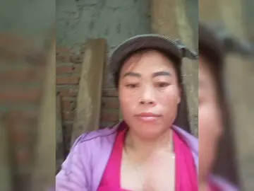 Maris94  live sex cam
