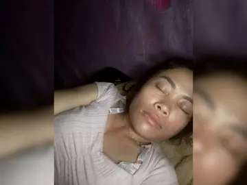 Maris94  live sex cam