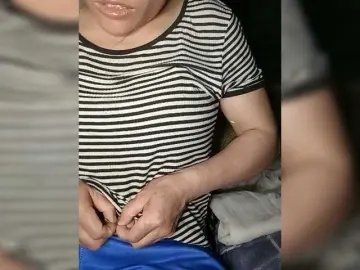 Maris94  live sex cam